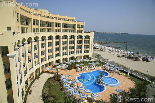 Sunset Resort 3